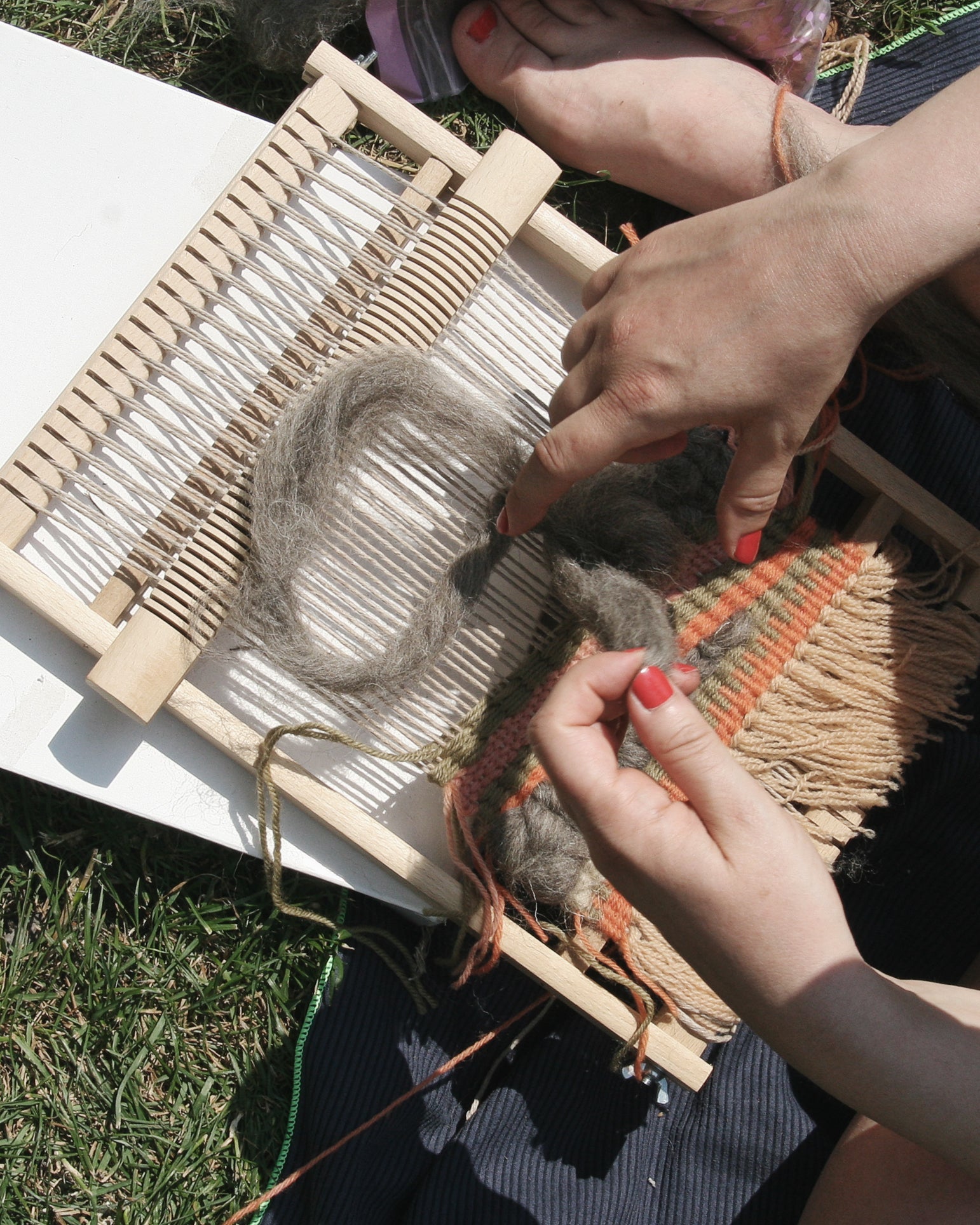 Workshop: Learn to Weave on a Mini Loom