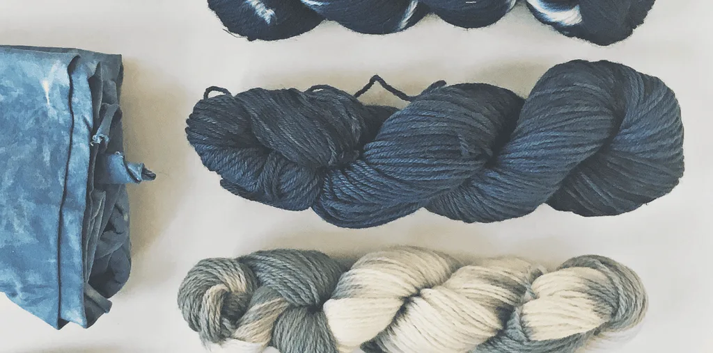 Dyeing with indigo and fresh woad