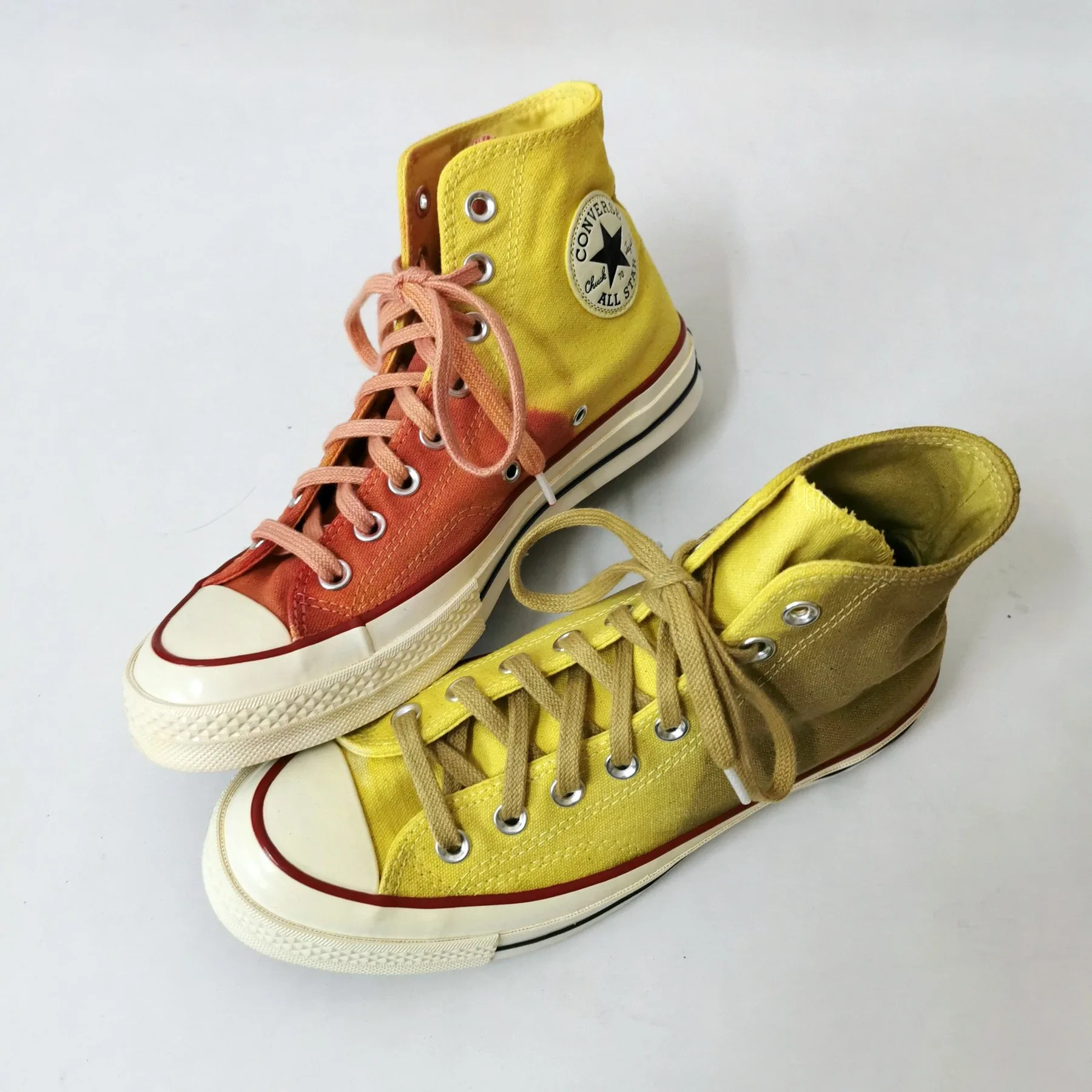 Converse — detail